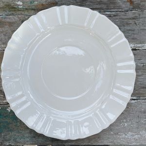 Metasco Japan white 13”serving platter plate